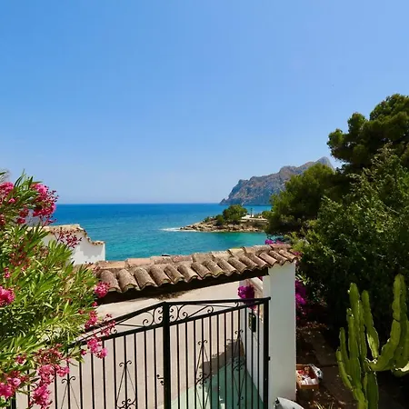 Calalga сasa Frente A La Playa Con Piscina Privada Calp