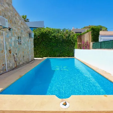 Calalga сasa Frente A La Playa Con Piscina Privada קלפה