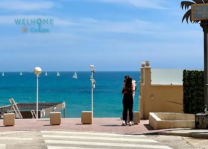 Calalga сasa Frente A La Playa Con Piscina Privada