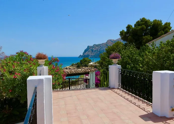 Calalga сasa Frente A La Playa Con Piscina Privada Calpe