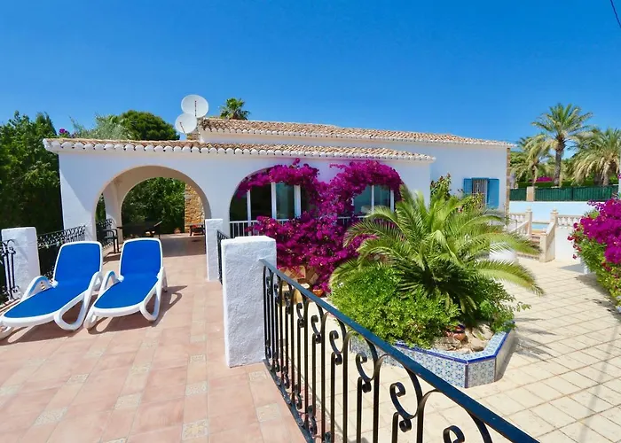 Calalga сasa Frente A La Playa Con Piscina Privada