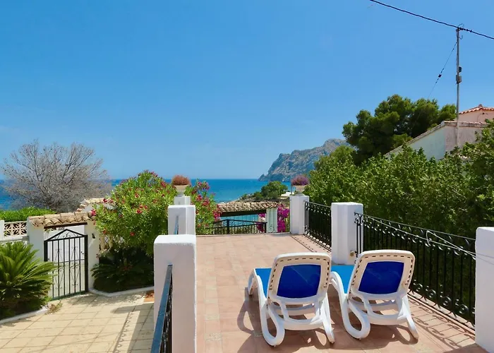 Calalga сasa Frente A La Playa Con Piscina Privada קלפה